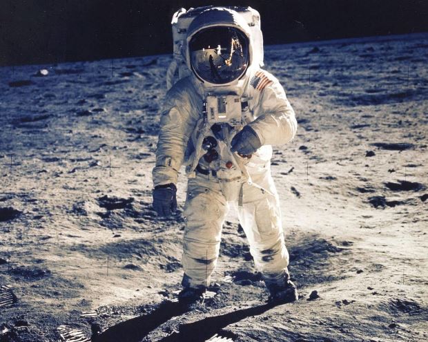 Astronaut explains why no human has visited the moon in the last 50 years 3