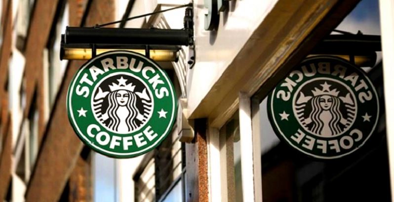 Starbucks barista breaks down after receiving huge tip with sweet note 2