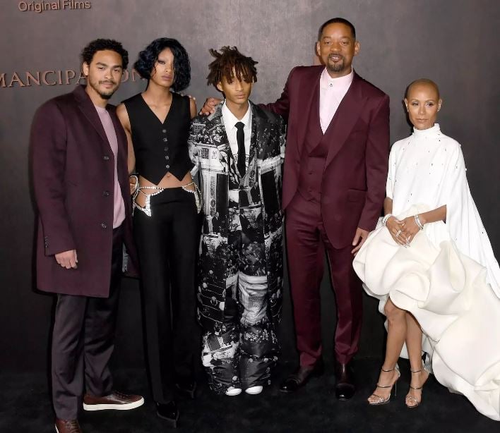  Willow Smith rejects attribution of success to famous parents 2