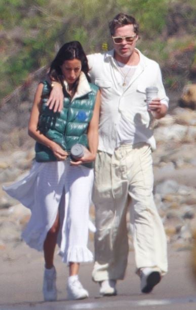 Brad Pitt and his girlfriend, Ines de Ramon, enjoyed a romantic beach stroll together earlier this week. Image Credits: Backgird