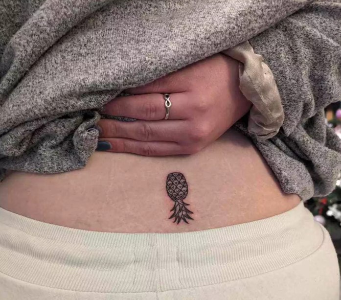 People lost their mind after discovering true meaning of pineapple tattoo 5