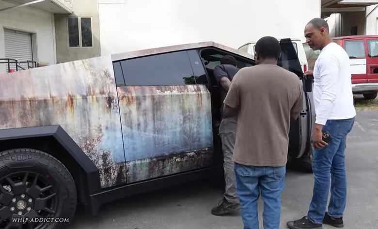 Typical wraps include bold colors, pure white, blackouts, and camo, but rust is the most unique yet. Image Credits: WhipAddict