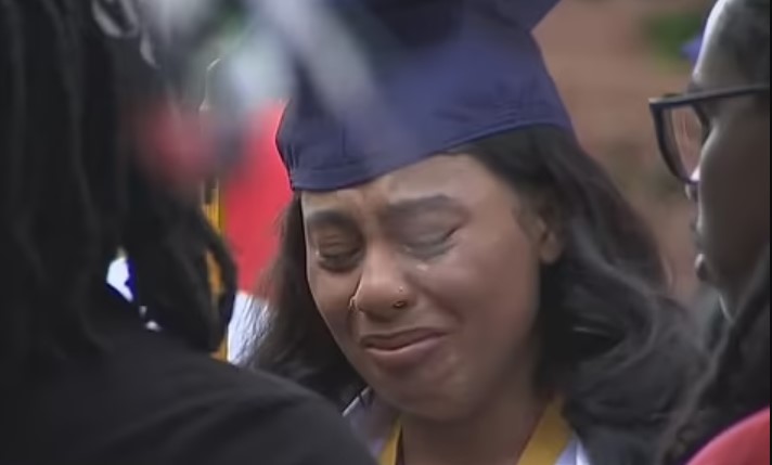 Howard University Graduation forced to cancel mid-ceremony due to chaos 2