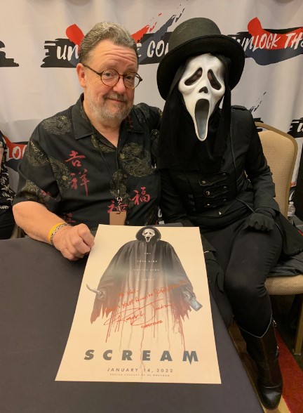 Peopla can't believe after discovering the mysterious voice behind Scream's 'Ghostface'  4