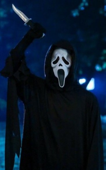 Peopla can't believe after discovering the mysterious voice behind Scream's 'Ghostface'  2