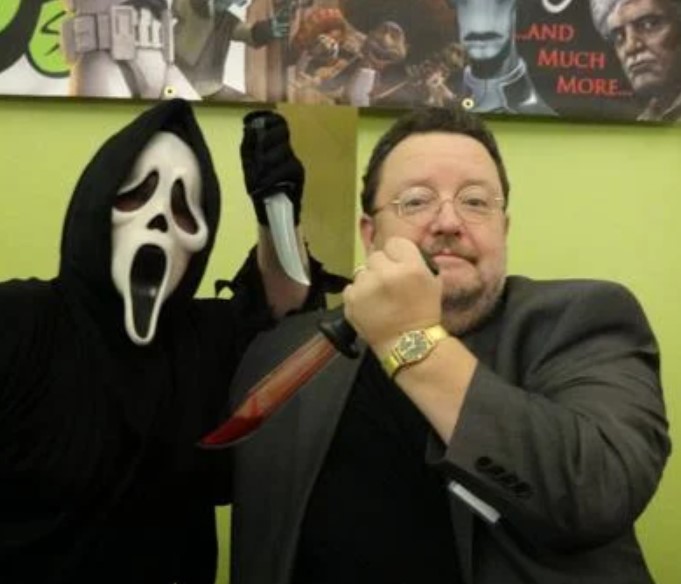 Peopla can't believe after discovering the mysterious voice behind Scream's 'Ghostface'  3