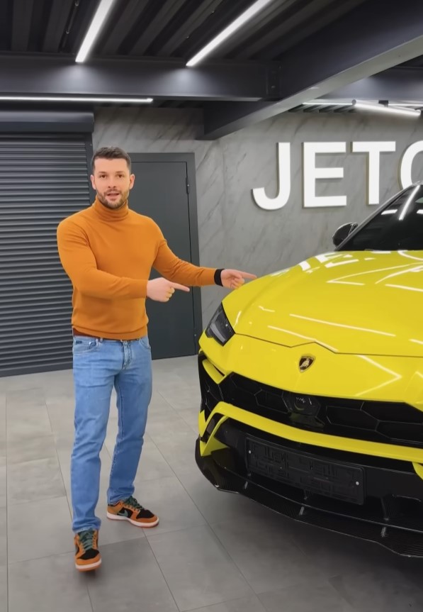 A viral TikTok video showed a man dismantling a Lamborghini Urus, shocking viewers with his precision. Image Credit: YouTube/JETCAR