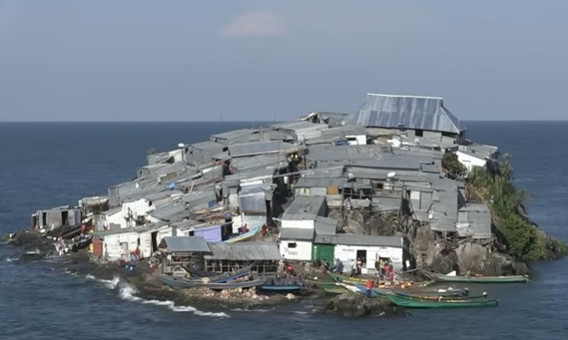 Ownership disputes between Uganda and Kenya persist over Migingo Island's sovereignty.  Image Credits: AFP News Agency