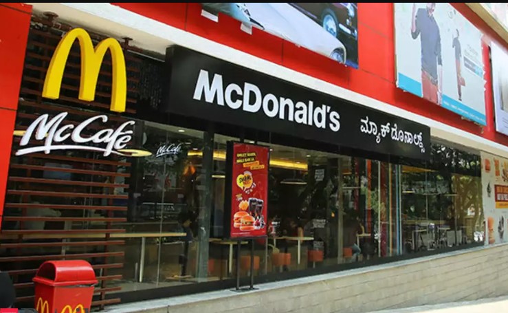 Worker reveals why you should think twice before ordering from McDonald's McCafe machines 6