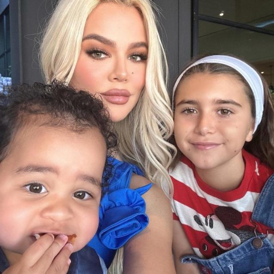 Khloe Kardashian faces backlash for parenting struggles 4