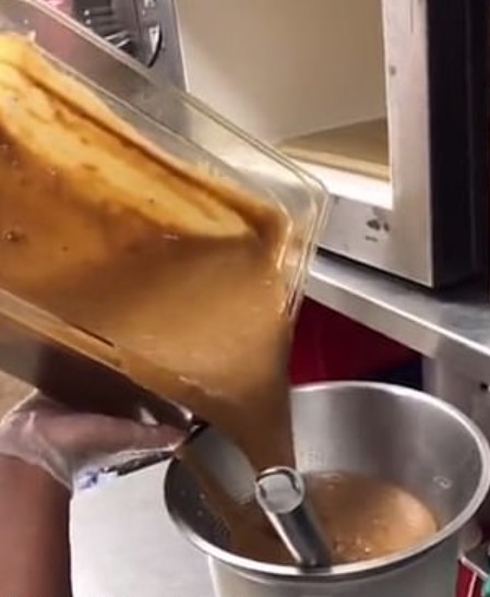 Others find humor in the negative reactions, highlighting misconceptions about gravy.  Image Credits: @cheddar4.7/Tiktok