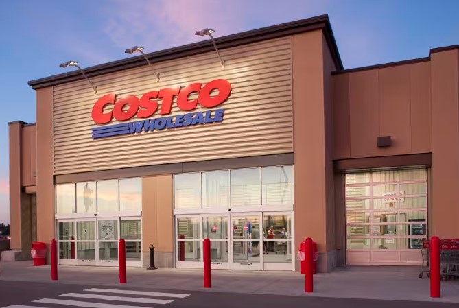 TikTok users share mixed experiences with Instacart hack for Costco access.  Image Credits: Getty