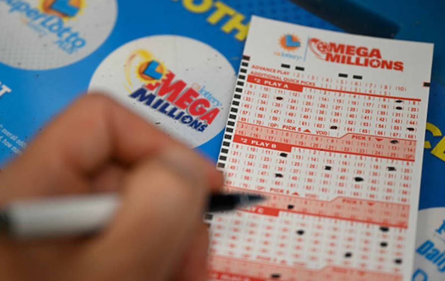 $30 Million lottery winner keeps his windfall a secret to avoid family complacency and laziness 2