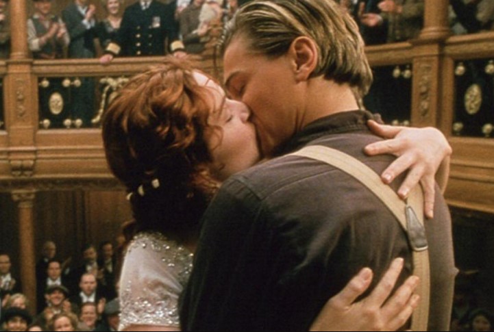 Kate Winslet opens up about the iconic Titanic kiss with Leonardo DiCaprio 5